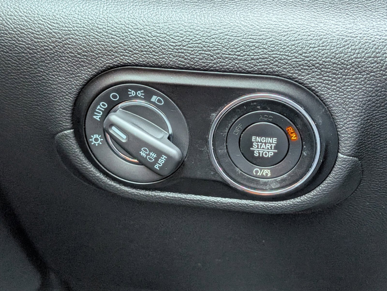 Used 2022 Maserati Levante Modena image 32