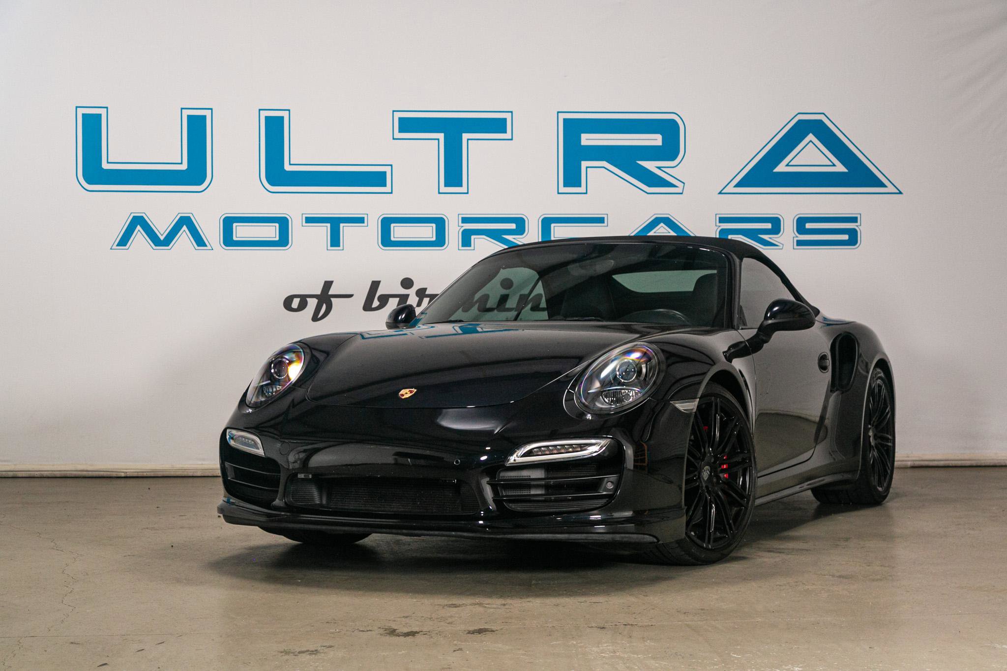 Used 2015 Porsche 911 Turbo image 40