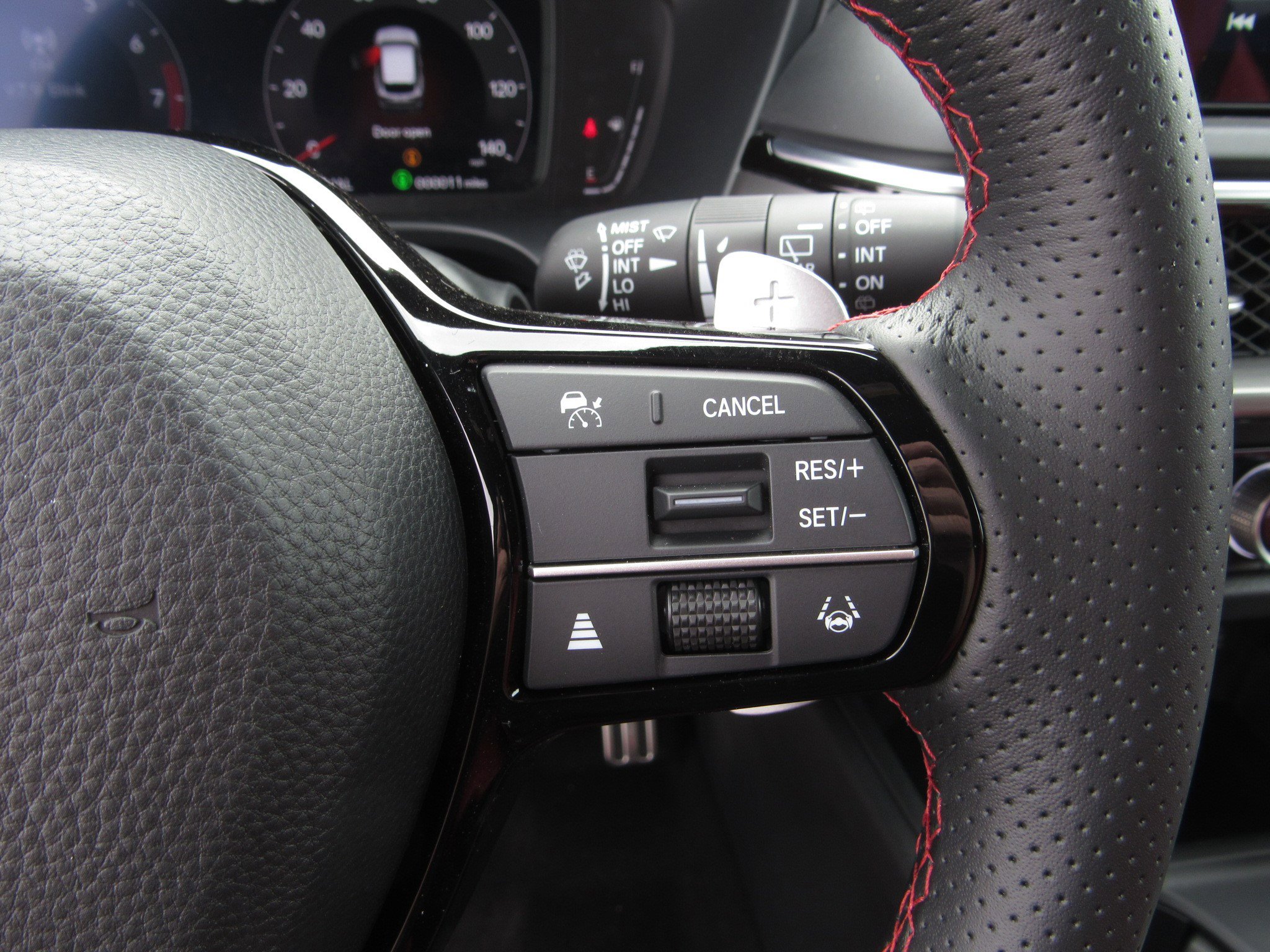 Certified 2025 Acura ADX A-Spec image 28