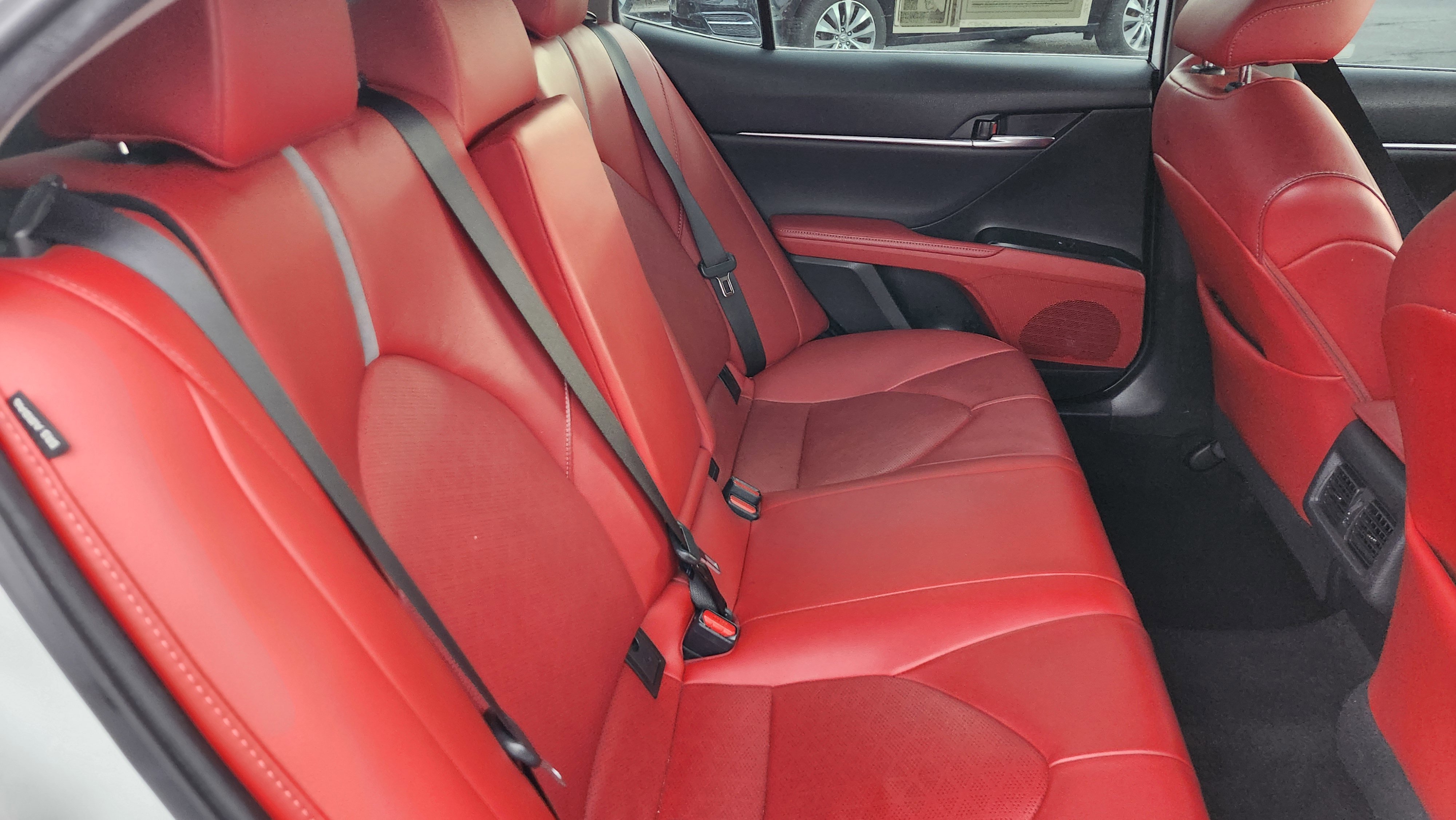 Used 2020 Toyota Camry XSE image 12