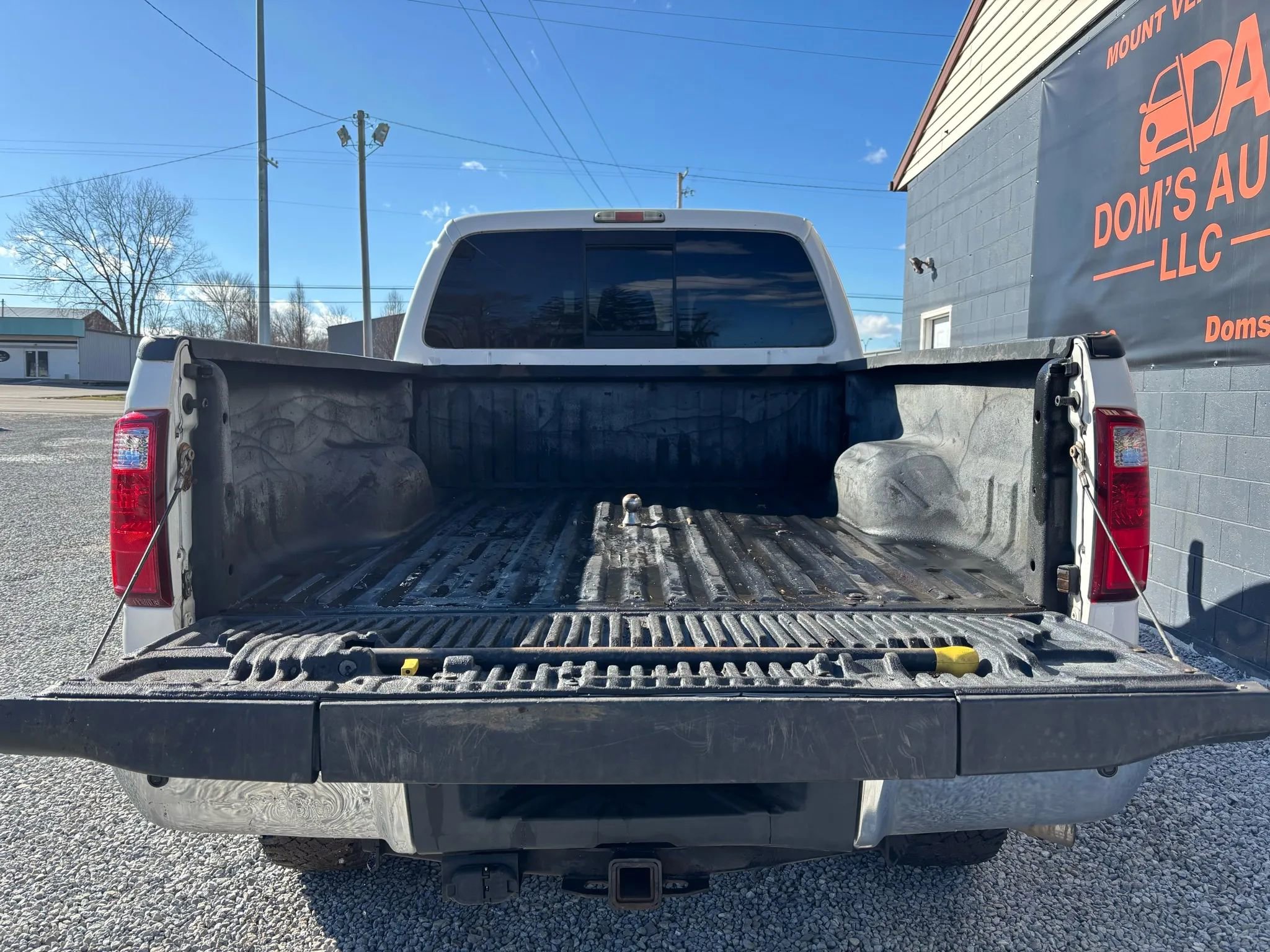 Used 2014 Ford F250 Lariat w/ Lariat Chrome Package image 5