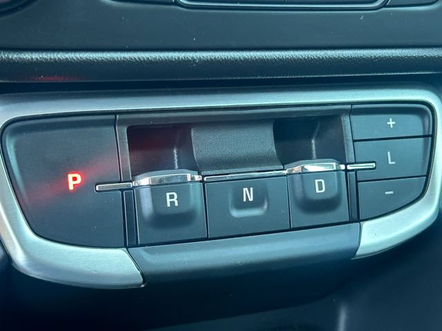 Used 2024 GMC Terrain SLE AWD/4WD image 16