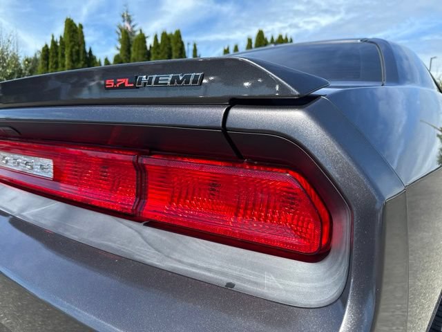 Used 2013 Dodge Challenger R/T Plus RWD image 19