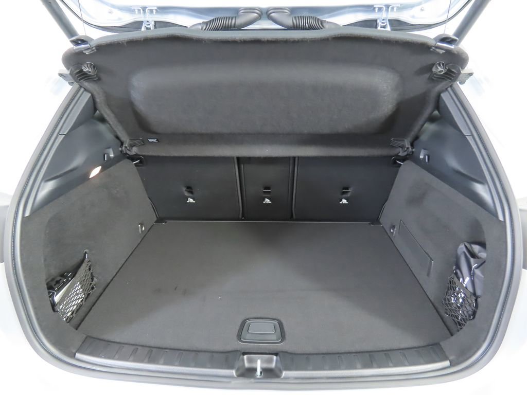 Used 2026 Mercedes-Benz GLA 250 image 28