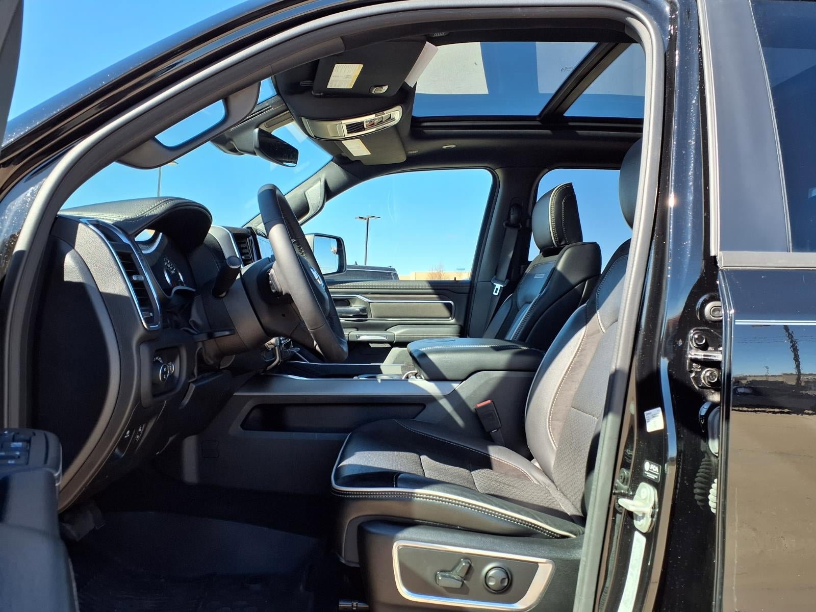 Certified 2025 RAM 1500 Laramie w/ Sport Appearance Package AWD/4WD image 18