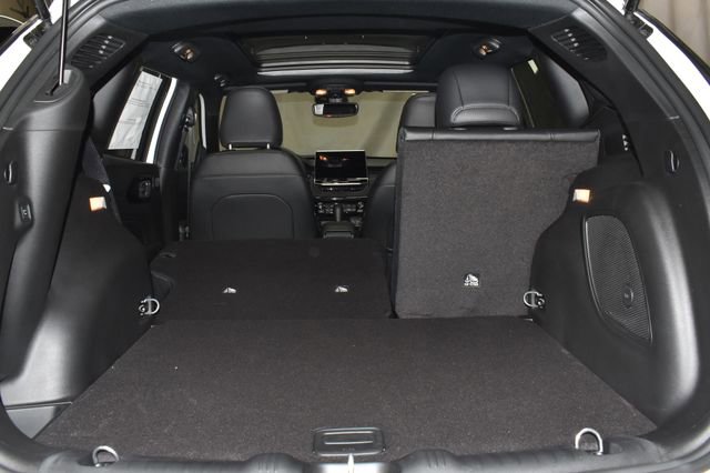 New 2026 Jeep Compass Latitude w/ Sun and Sound Group image 30