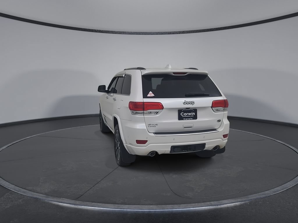 Used 2017 Jeep Grand Cherokee Overland w/ Jeep Active Safety Group AWD/4WD image 13