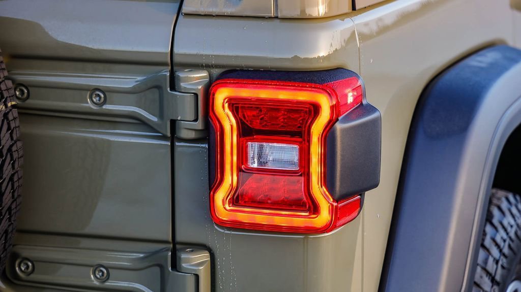 New 2025 Jeep Wrangler Sport S image 10