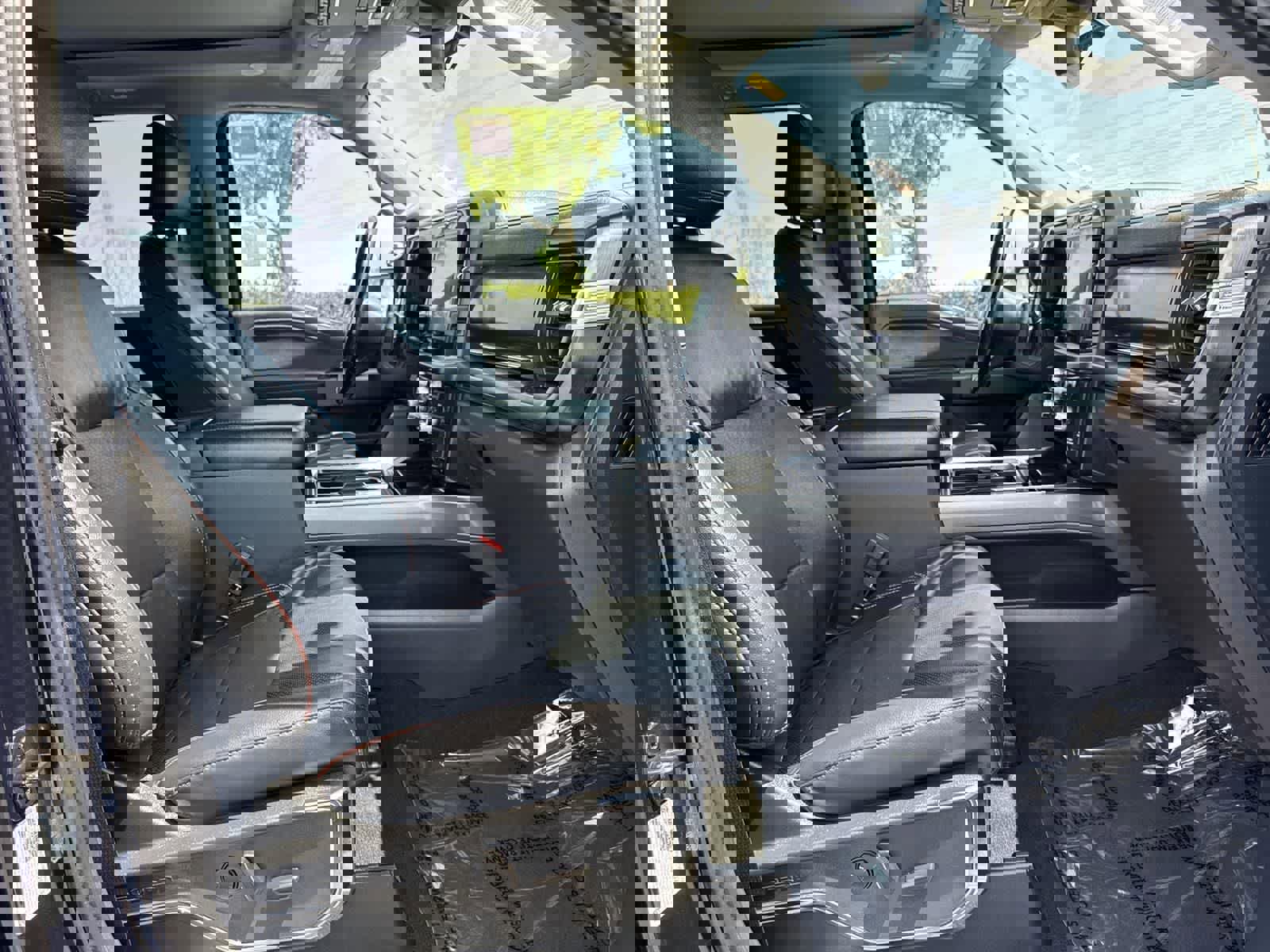 Used 2023 Ford F250 Lariat w/ Lariat Ultimate Package image 42