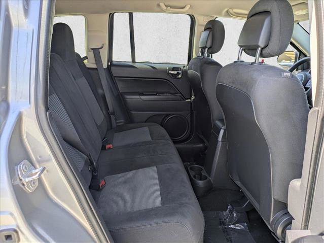 Used 2016 Jeep Compass Sport w/ Power Value Group FWD image 17