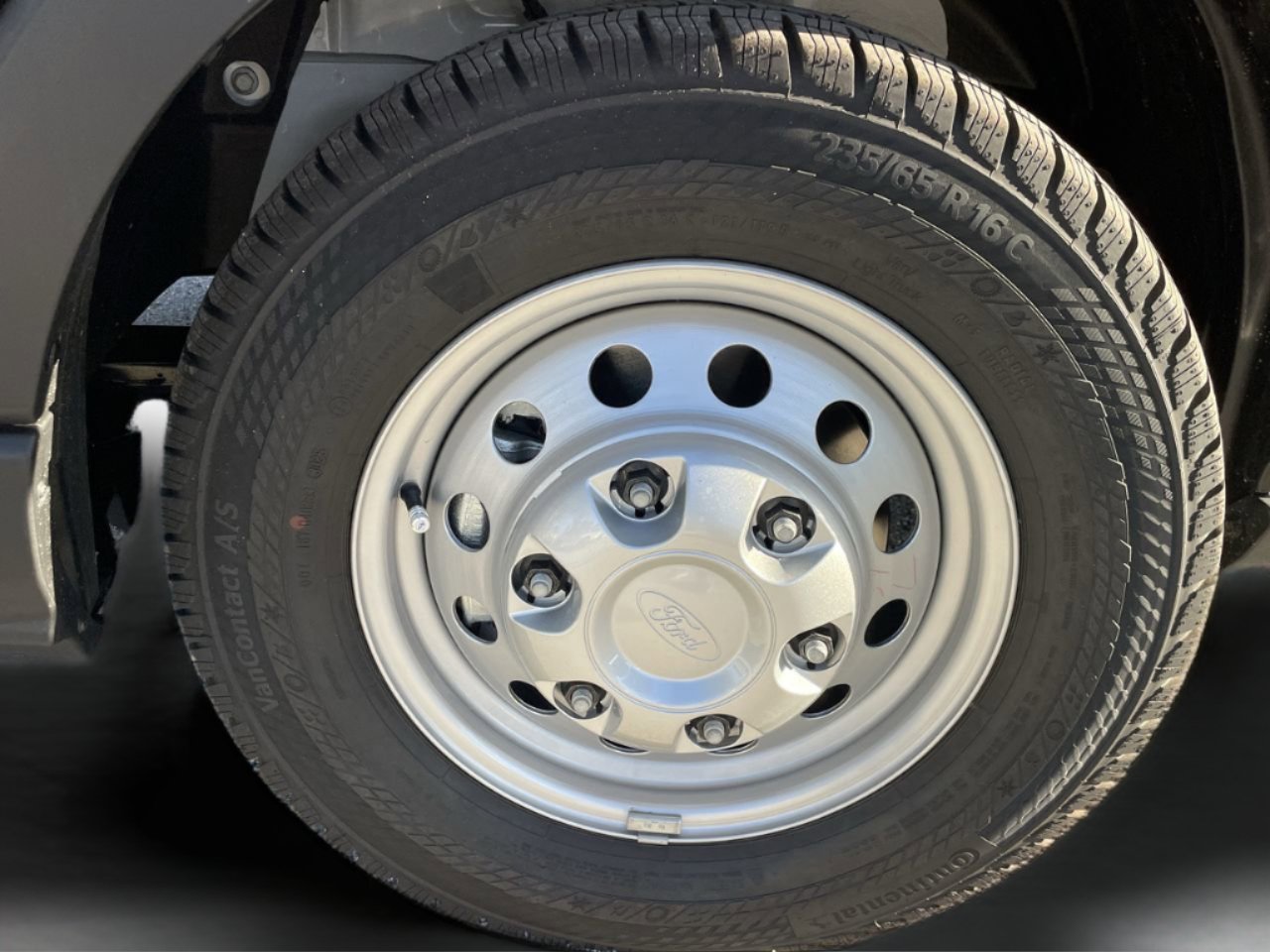 New 2026 Ford Transit 250 Low Roof AWD image 31