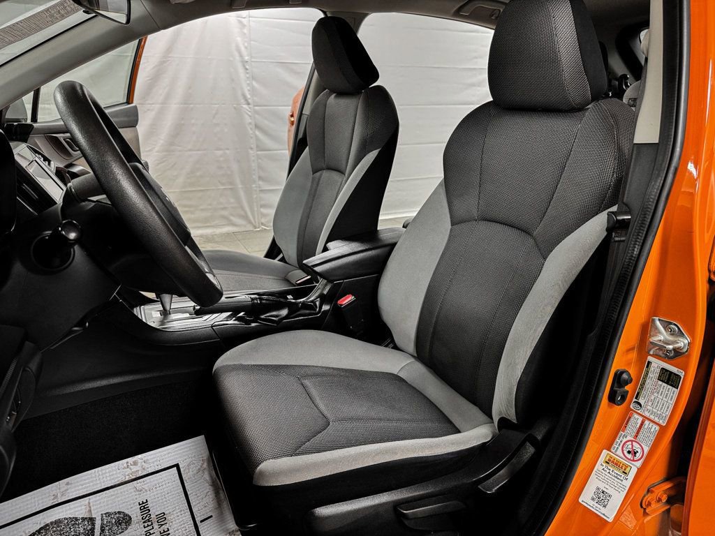 Used 2019 Subaru Crosstrek 2.0i image 12