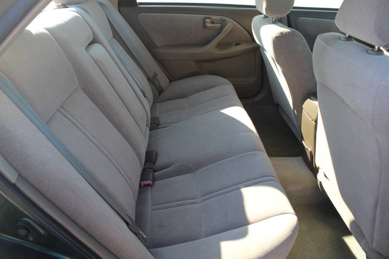 Used 1999 Toyota Camry LE image 6