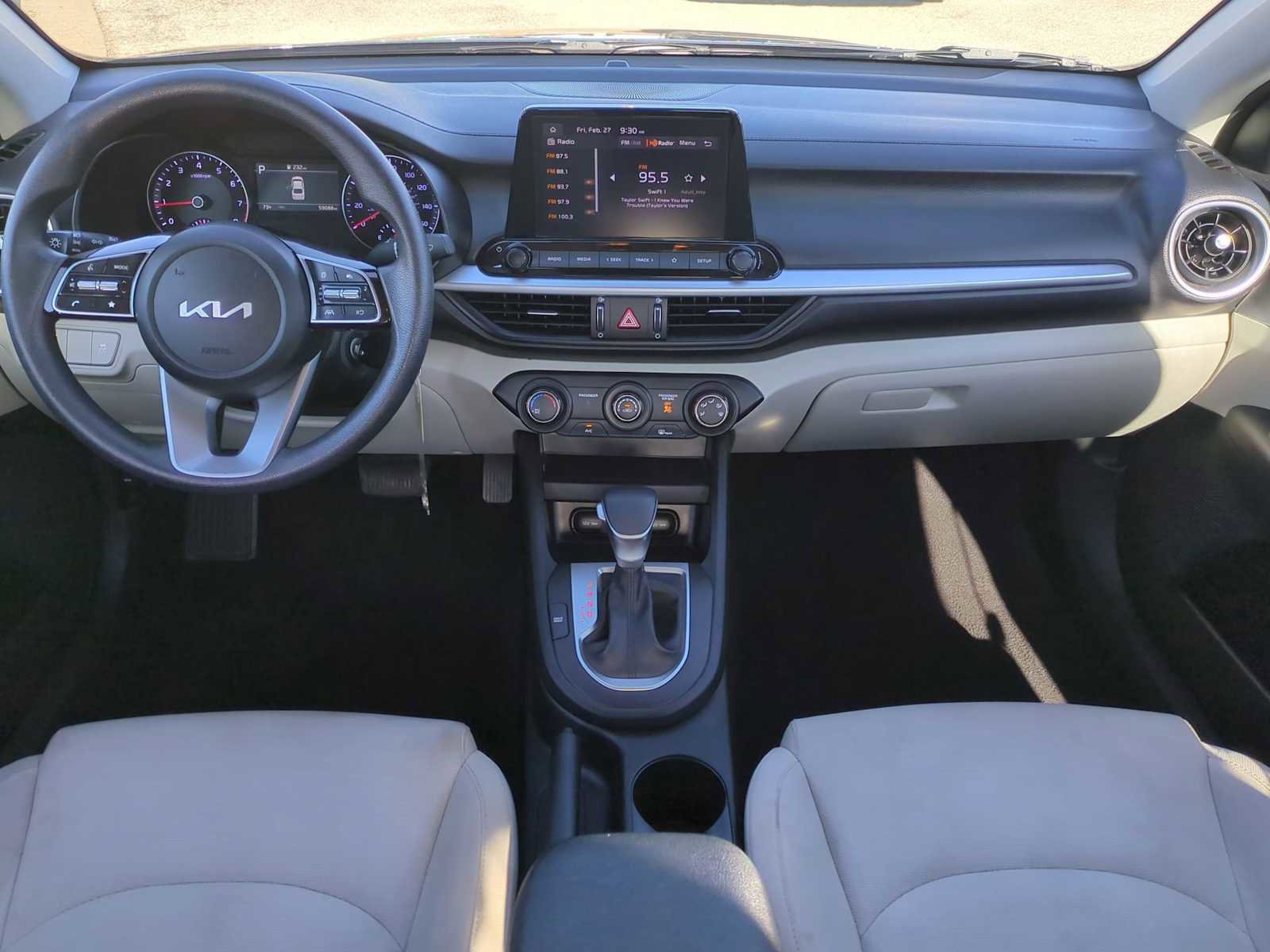 Used 2023 Kia Forte LXS w/ LXS Technology Package image 18