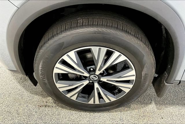 Used 2021 Nissan Rogue SV image 36