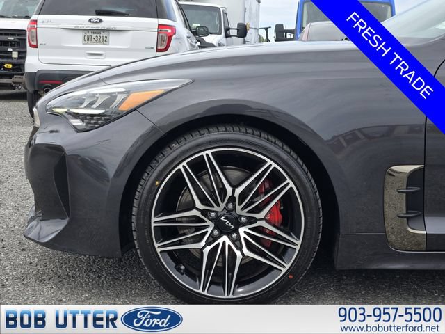 Used 2022 Kia Stinger GT1 w/ Red Interior Color Package RWD image 9