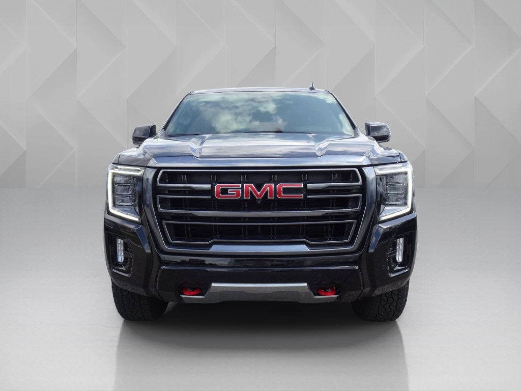 Used 2023 GMC Yukon AT4 w/ AT4 Premium Package AWD/4WD image 7