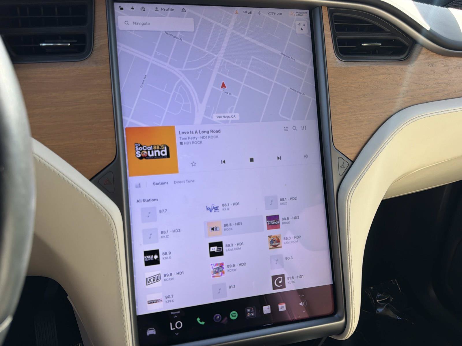 Used 2020 Tesla Model X AWD/4WD image 21