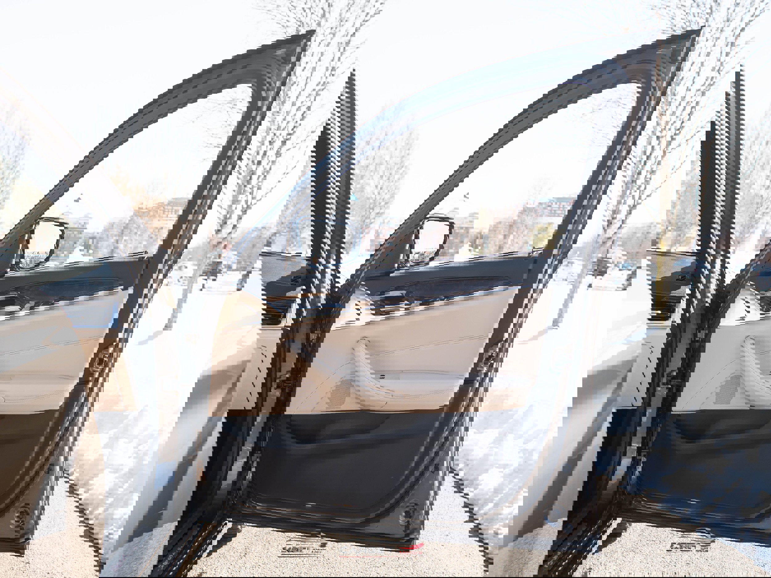 Used 2018 BMW 530i xDrive image 46