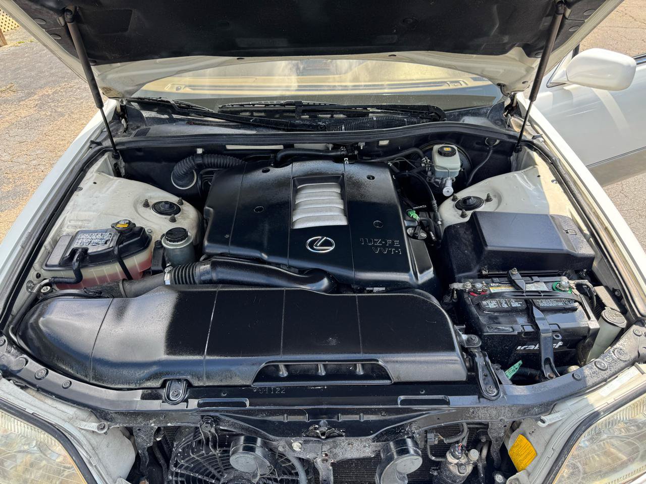 Used 2000 Lexus LS 400 w/ Platinum Series RWD image 13