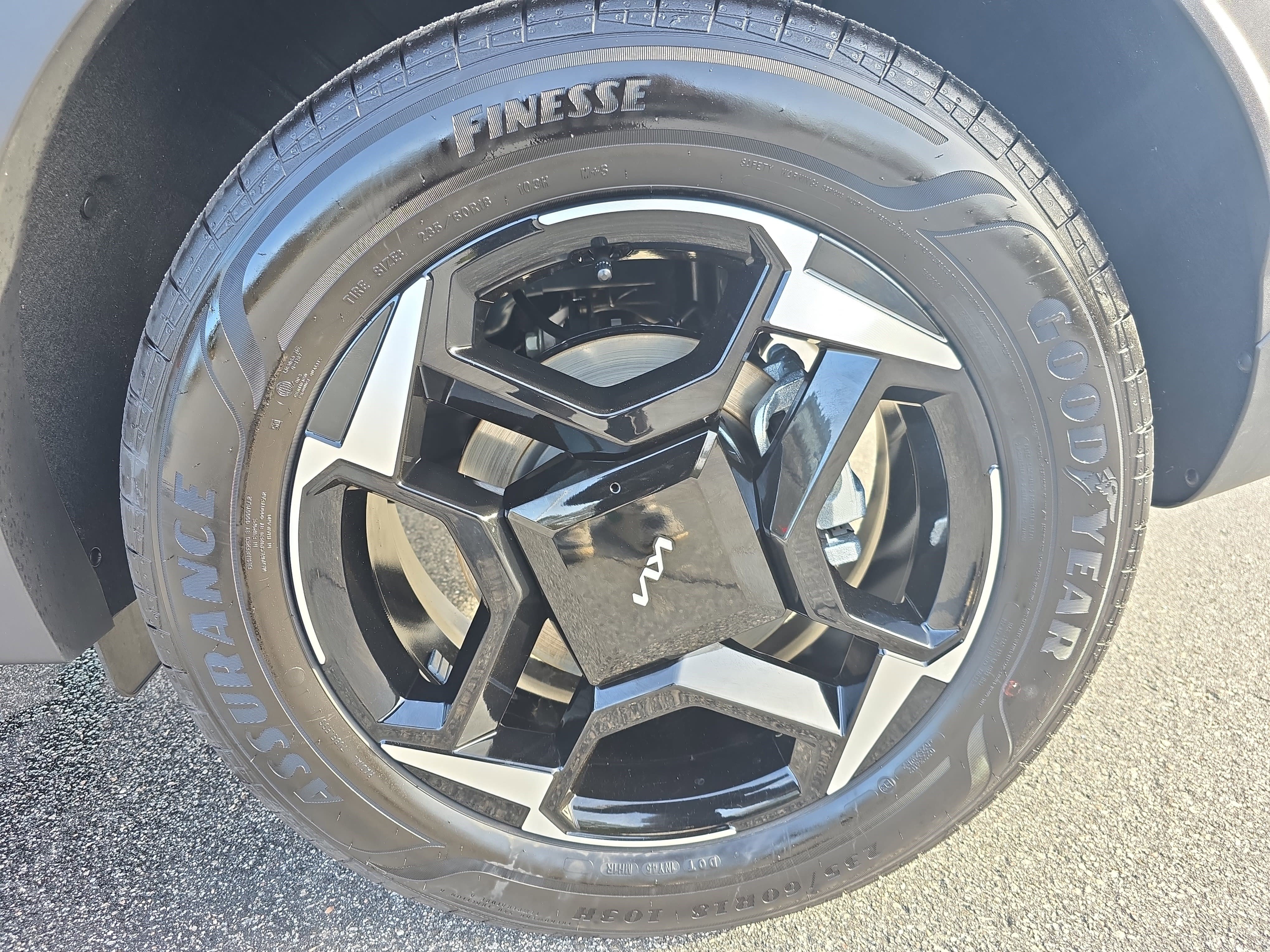 Used 2026 Kia Sportage EX w/ EX Panoramic Sunroof Package image 31