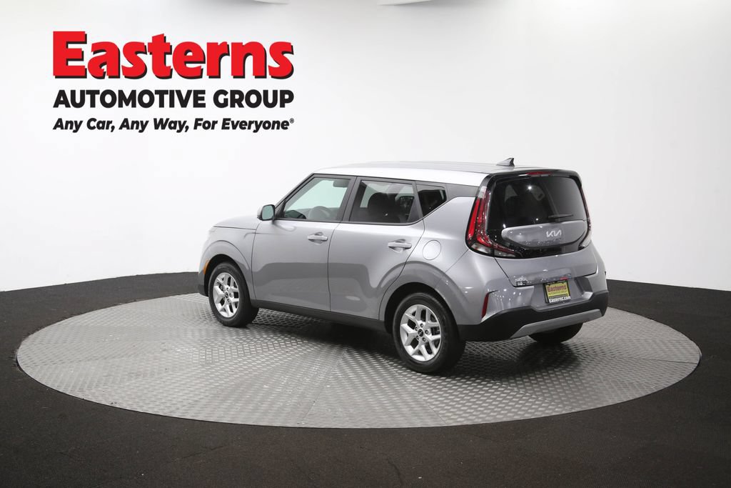 Used 2025 Kia Soul LX w/ LX Technology Package FWD image 62