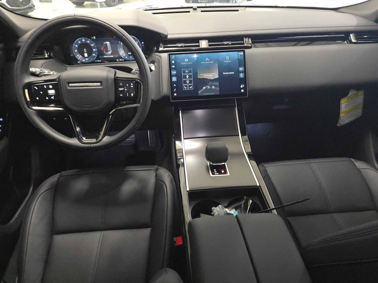 New 2026 Land Rover Range Rover Velar Dynamic SE image 18