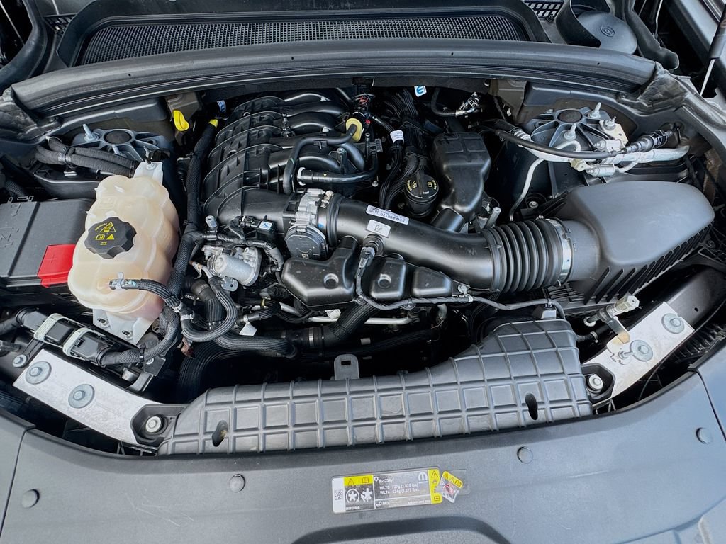 Used 2024 Jeep Grand Cherokee Altitude RWD image 33