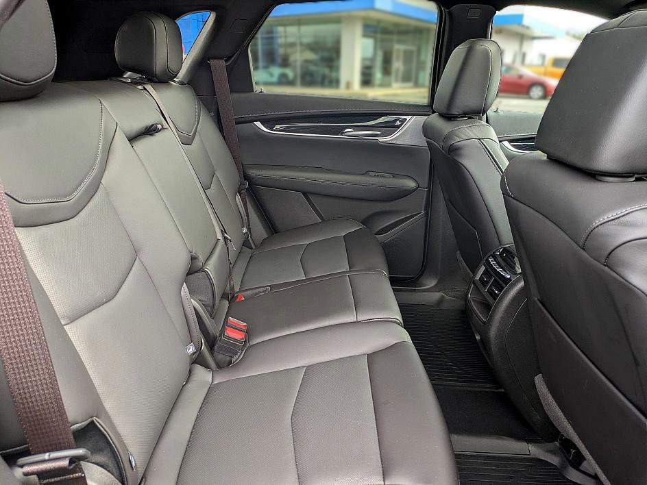 New 2026 Cadillac XT5 Premium Luxury w/ LPO, ONYX Package AWD/4WD image 30