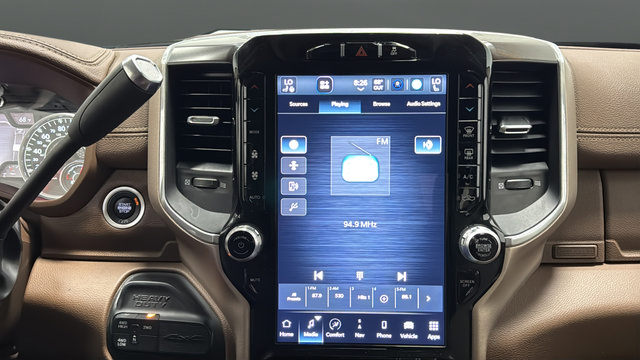 Used 2022 RAM 3500 Laramie AWD/4WD image 29