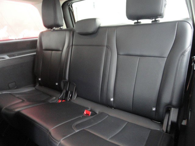 Used 2024 Ford Expedition XLT image 13