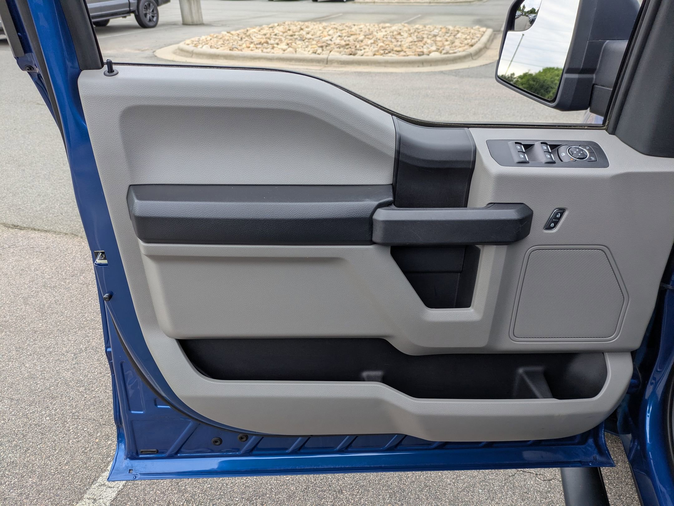 Used 2018 Ford F150 XL w/ Equipment Group 101A Mid RWD image 16
