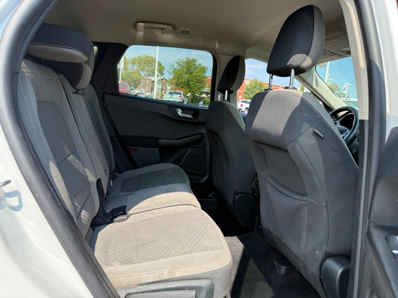 Used 2020 Ford Escape SE FWD image 10