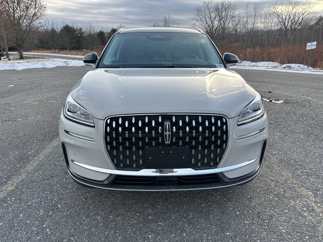 Used 2023 Lincoln Corsair Reserve w/ Equipment Group 201A image 2