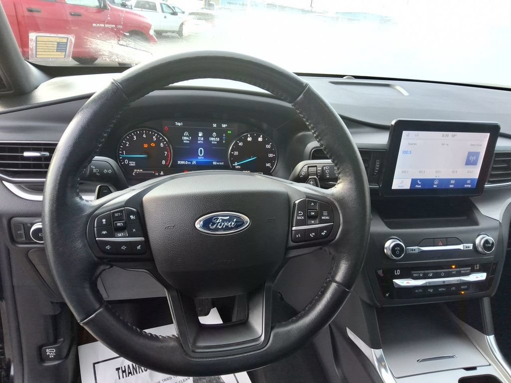 Used 2020 Ford Explorer XLT w/ Equipment Group 202A AWD/4WD image 13