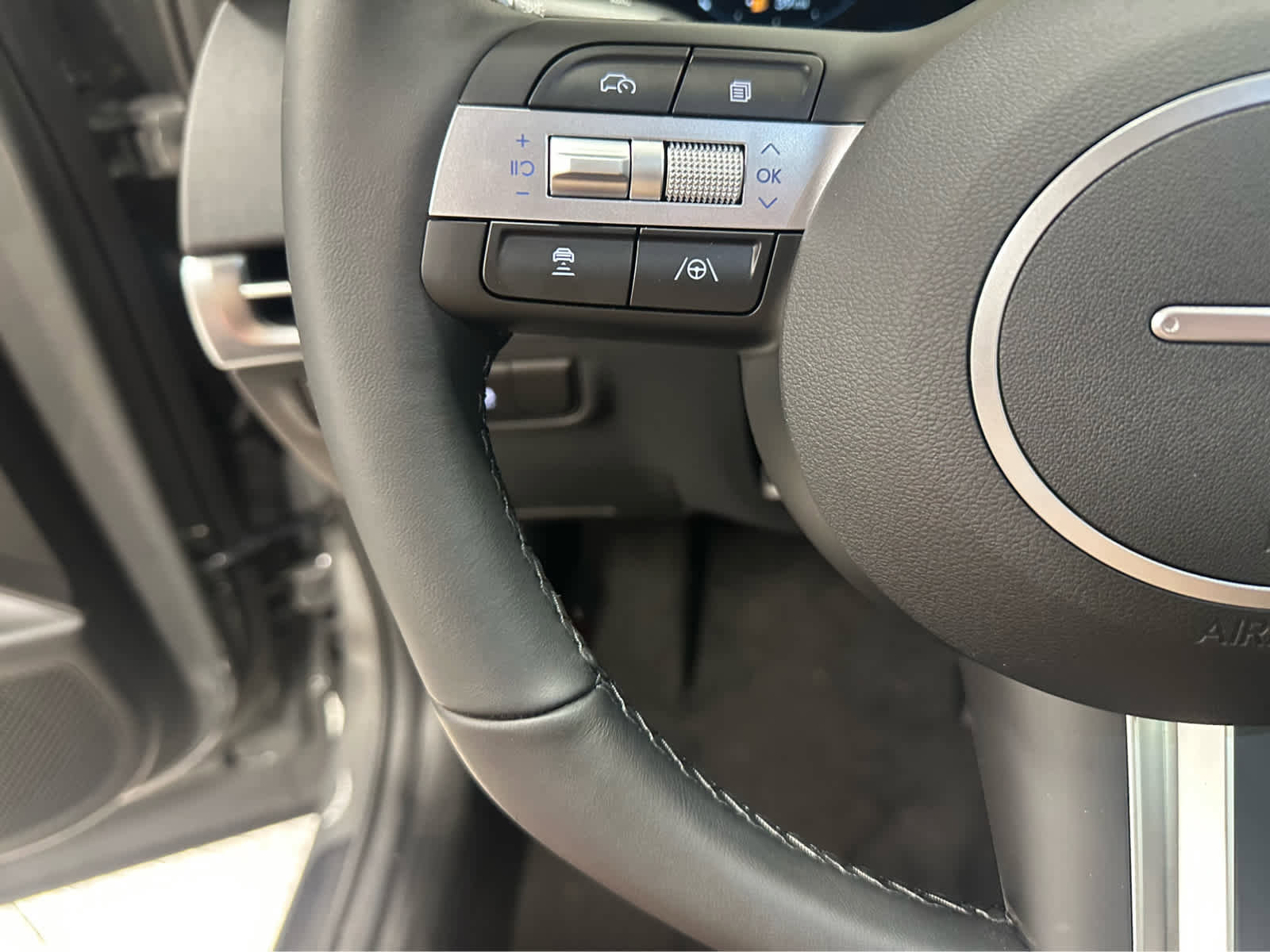 New 2026 Hyundai Tucson SEL image 11