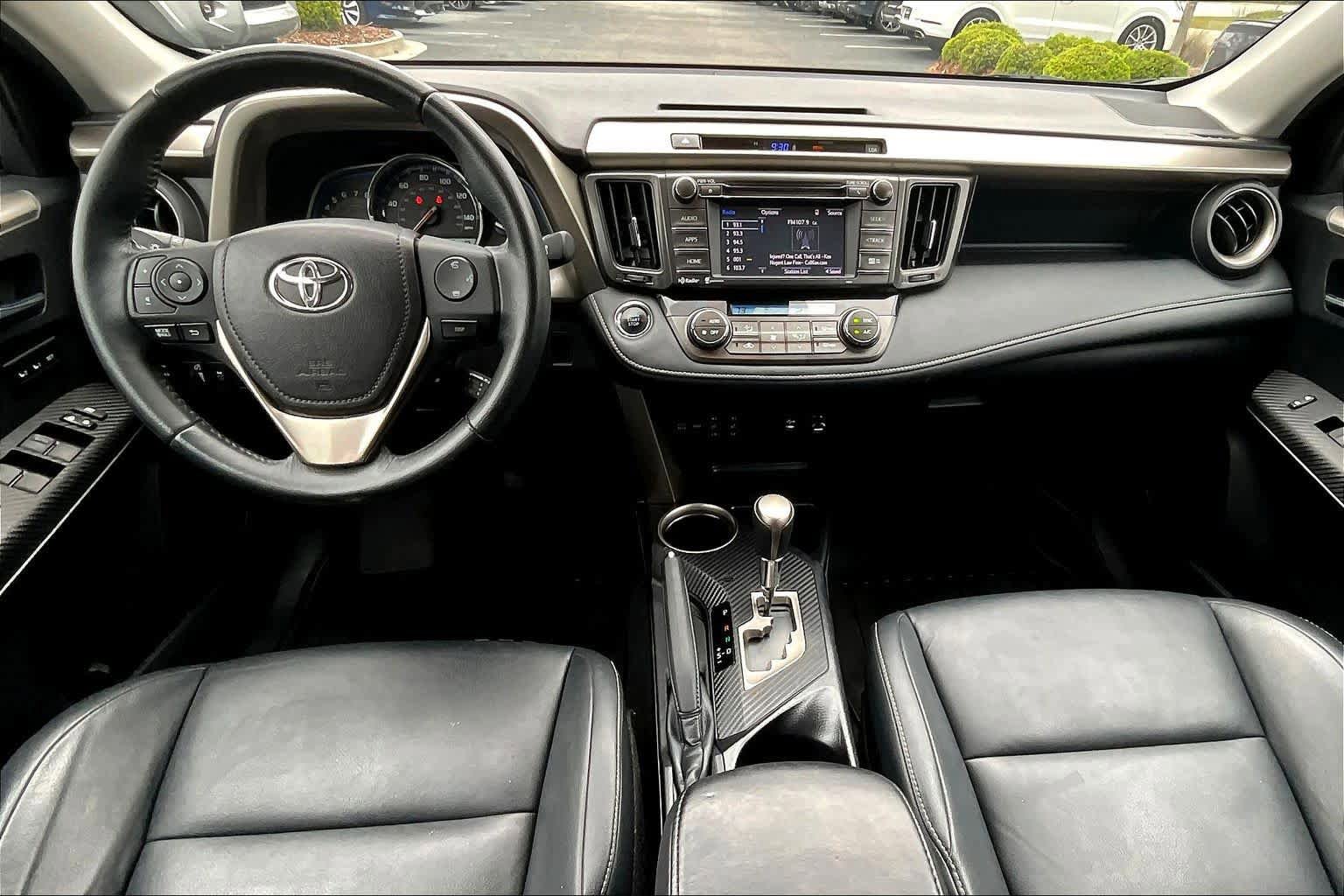 Used 2015 Toyota RAV4 Limited w/ Technology Package image 16
