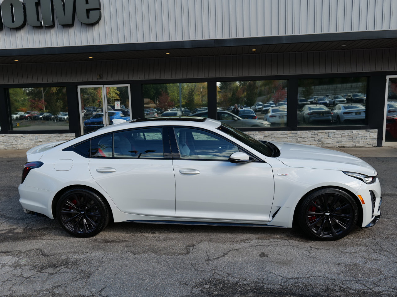 Used 2022 Cadillac CT5 V Blackwing image 4