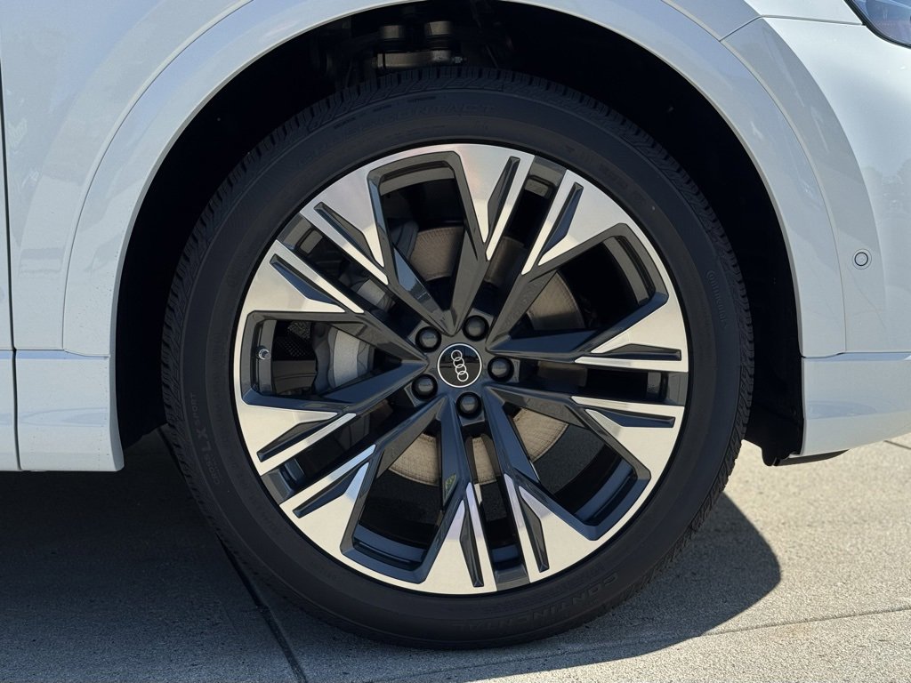 New 2026 Audi Q8 Premium Plus image 7