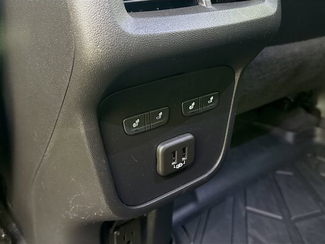 Used 2020 Chevrolet Equinox Premier image 26