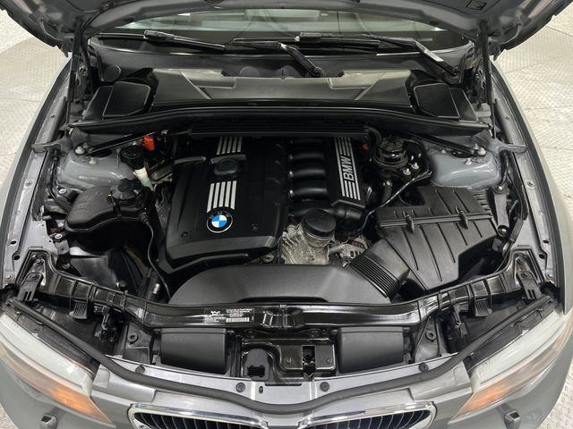 Used 2013 BMW 128i Convertible image 25