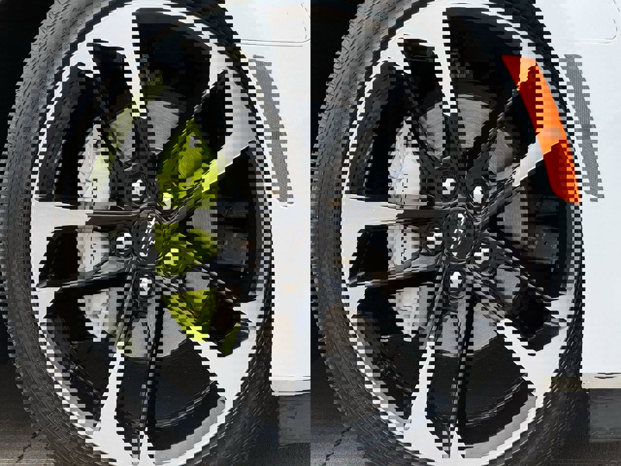 Certified 2023 Chevrolet Camaro LT image 10