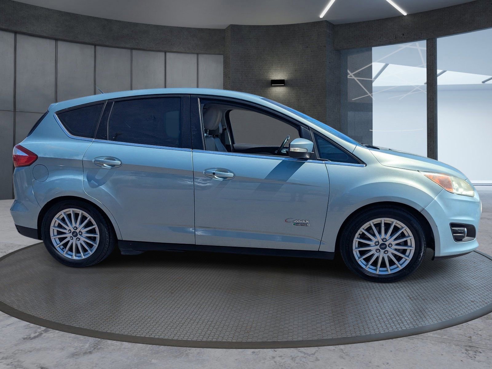 Used 2014 Ford C-MAX Energi SEL w/ Equipment Group 302A image 7