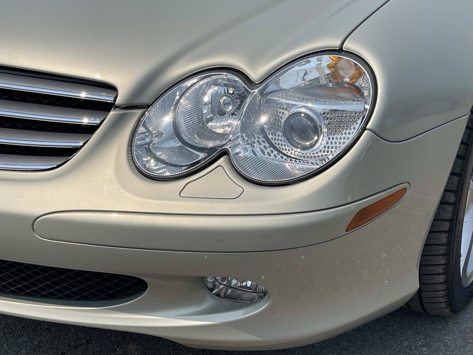 Used 2005 Mercedes-Benz SL 600 image 9