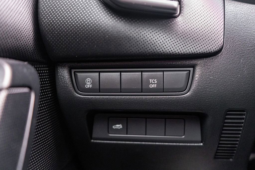 Used 2025 MAZDA CX-50 AWD 2.5 S w/ Premium Package image 23