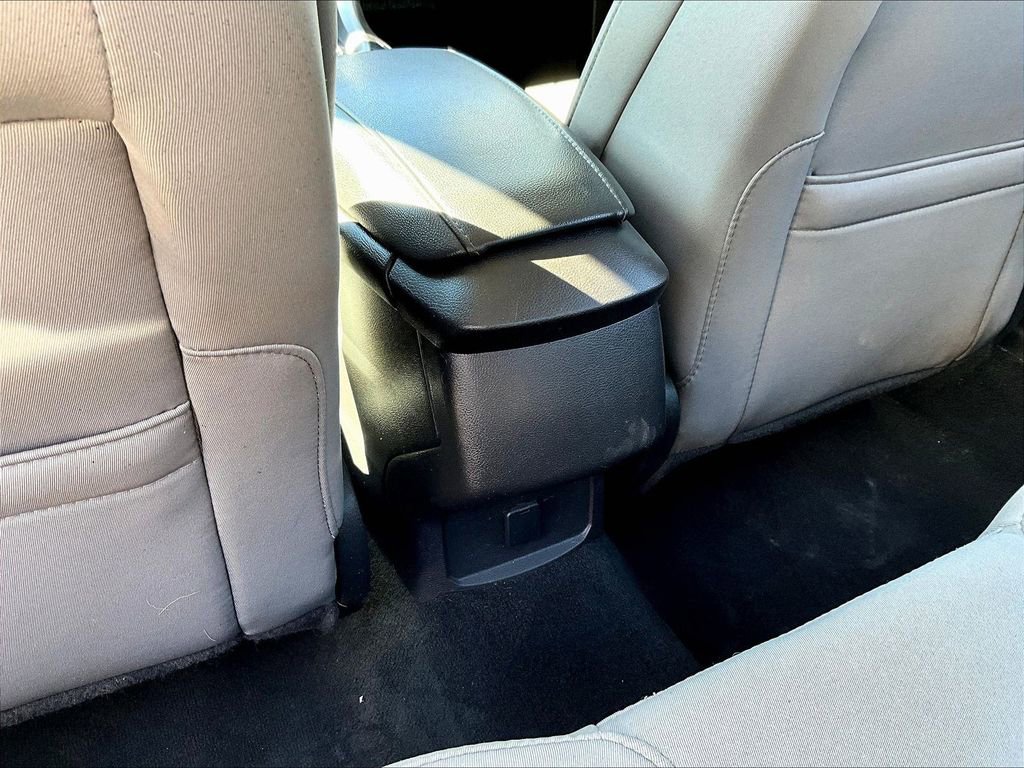 Used 2016 Ford Fusion S FWD image 28