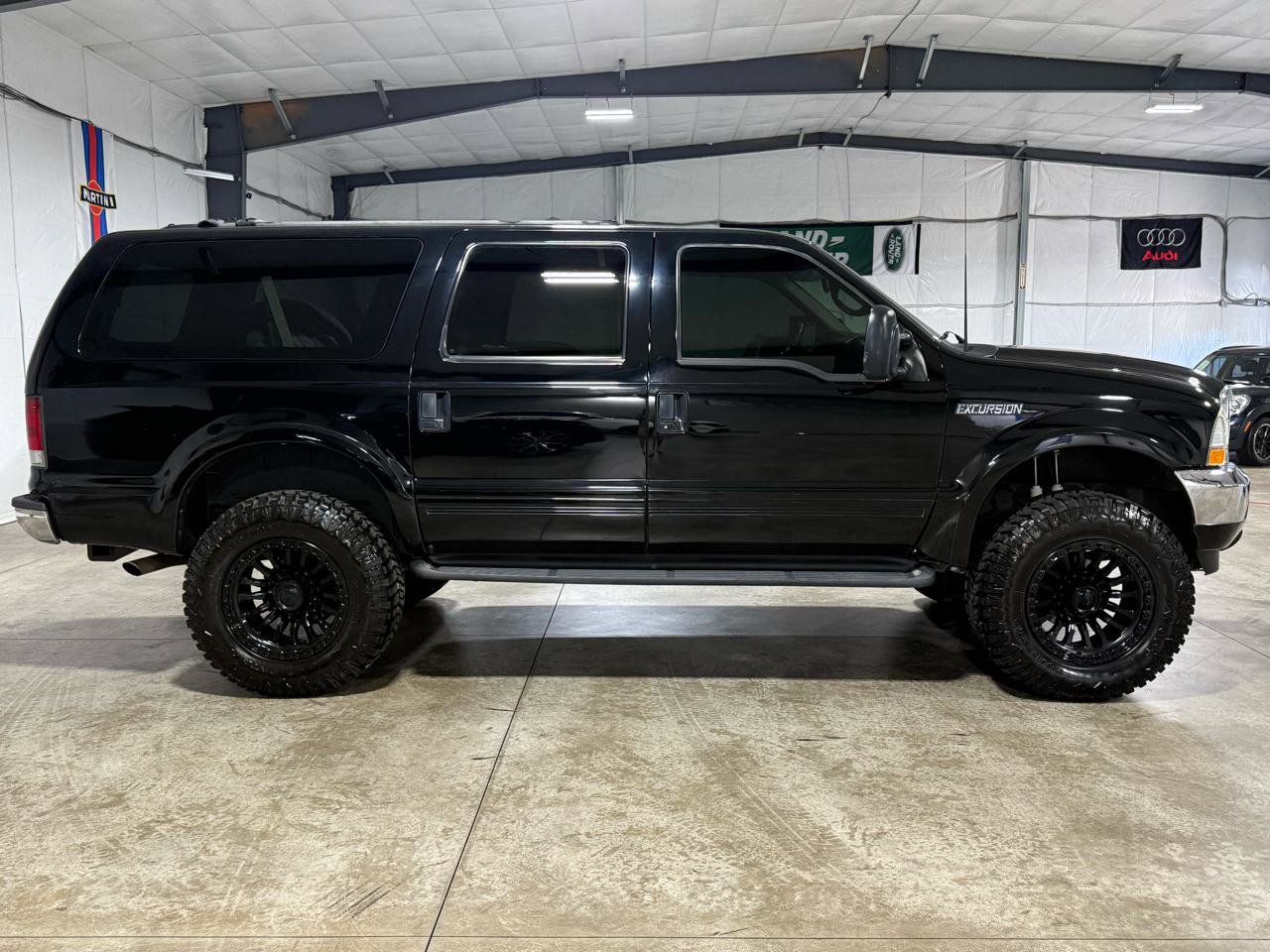 Used 2001 Ford Excursion Limited image 7