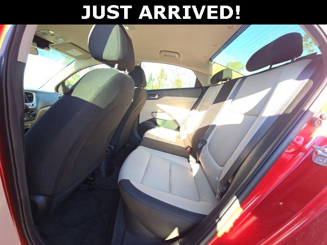 Certified 2022 Hyundai Accent SE image 7