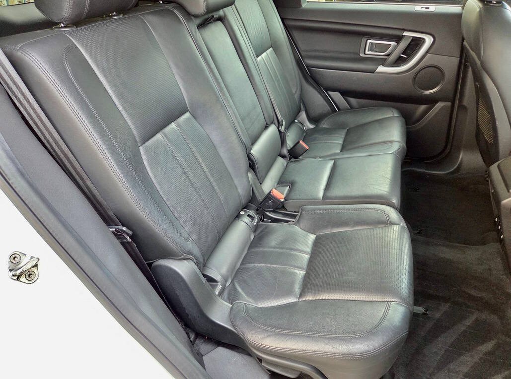 Used 2017 Land Rover Discovery Sport HSE AWD/4WD image 22