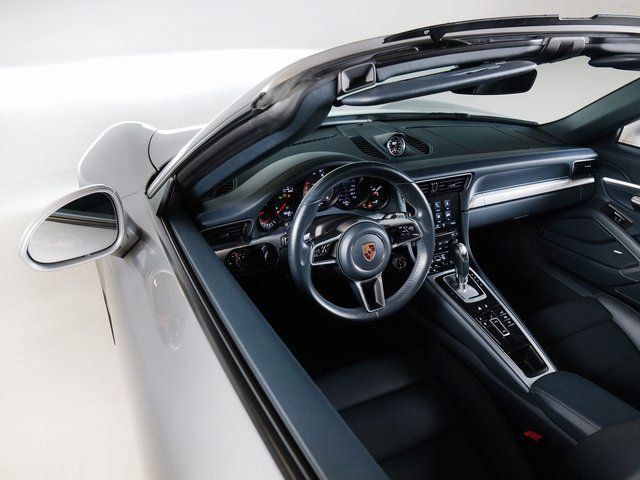 Certified 2017 Porsche 911 Targa 4S image 26